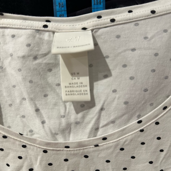 H&M - polka dot tshirt - Picture 3 of 3